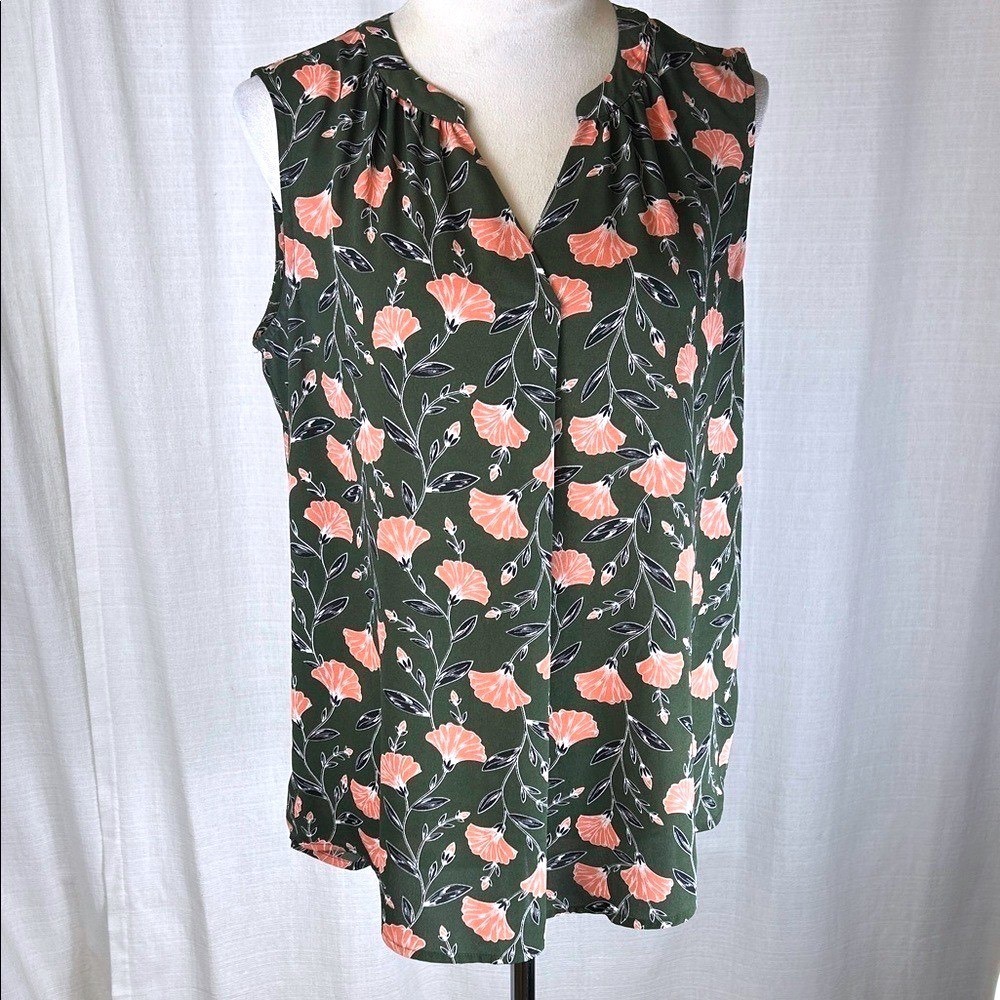 Roz & Ali Blouse Sleeveless V-Neck Floral Olive Green Women Size M